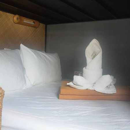 Bambam Hostel Coron Εξωτερικό φωτογραφία